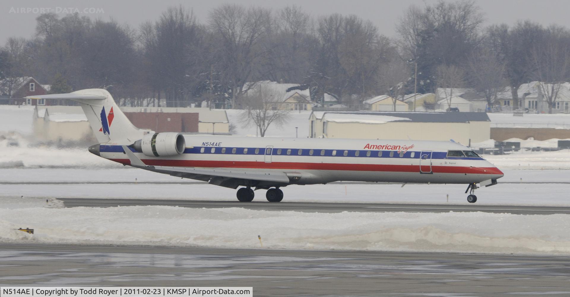 N514AE, 2003 Bombardier CRJ-701 (CL-600-2C10) Regional Jet C/N 10119, Arriving MSP