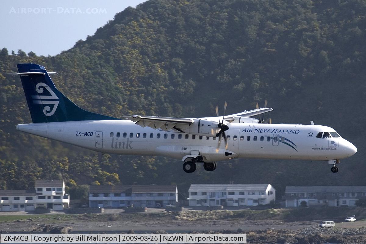 ZK-MCB, 1999 ATR 72-212A C/N 598, battling into a strong Welly wind