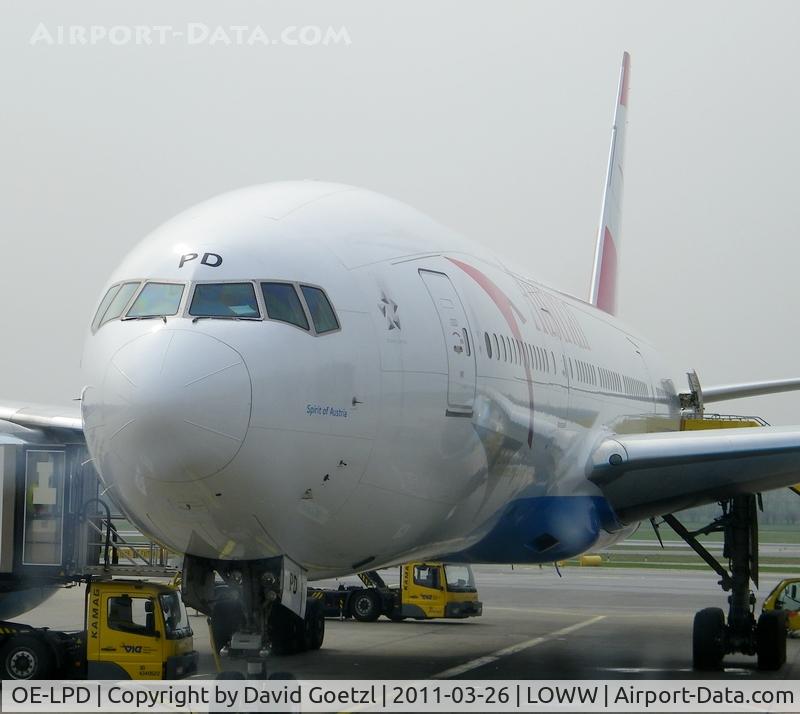 OE-LPD, 2006 Boeing 777-2Z9/ER C/N 35960, 