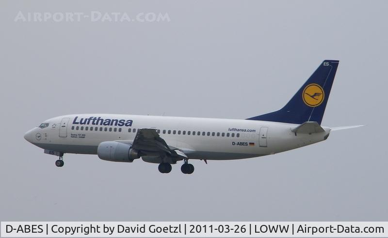 D-ABES, 1992 Boeing 737-330 C/N 26432, Windy approach runway 34.