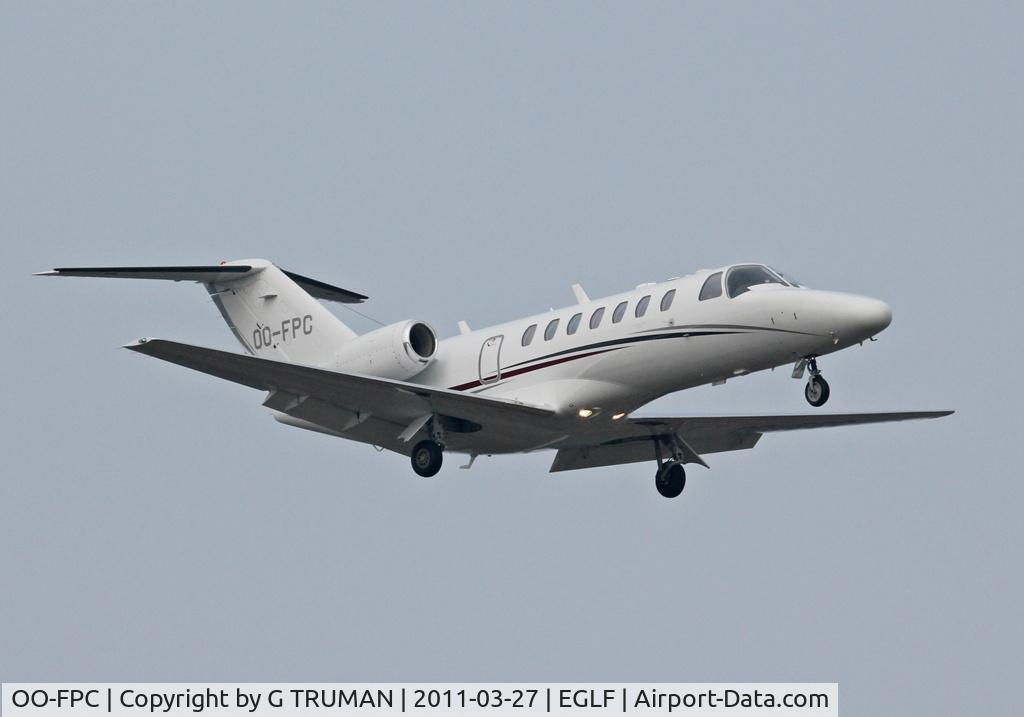 OO-FPC, 2007 Cessna 525B CitationJet CJ3 C/N 525B-0147, Landing at Farnborough on a misty Sunday morning