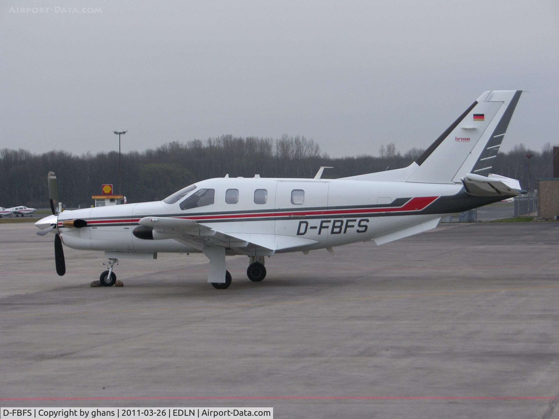 D-FBFS, 2006 Socata TBM-850 C/N 387, Brose Fahrzeugtelle
