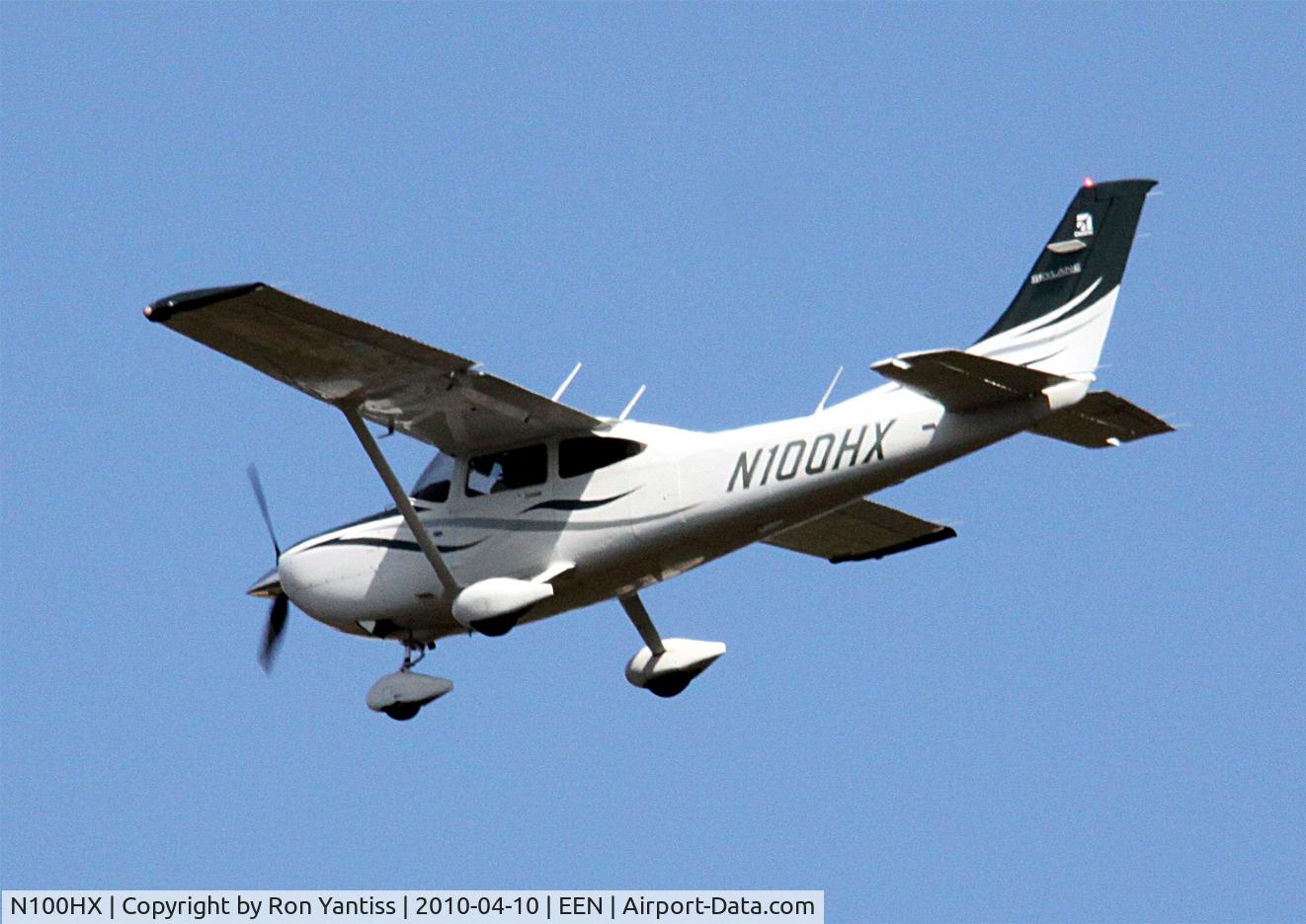 N100HX, 2008 Cessna 182T Skylane C/N 18282087, On approach to Keene