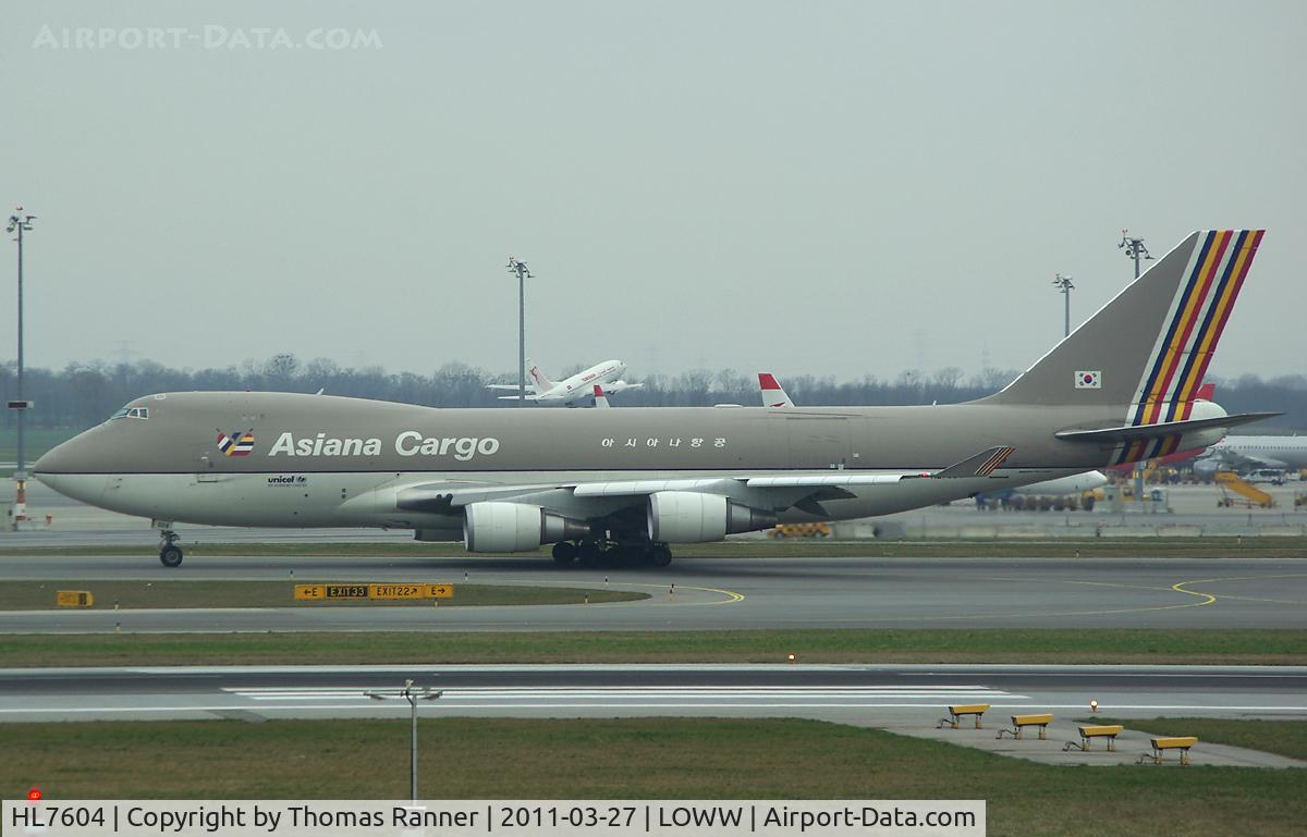 HL7604, 2006 Boeing 747-48EF C/N 29907/1370, Asiana Boeing 747