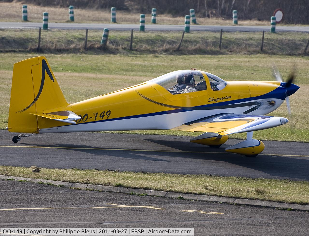 OO-149, 2008 Van's RV-7A C/N 71881, Van's RV-7 descending gently to holding point rwy 05.
