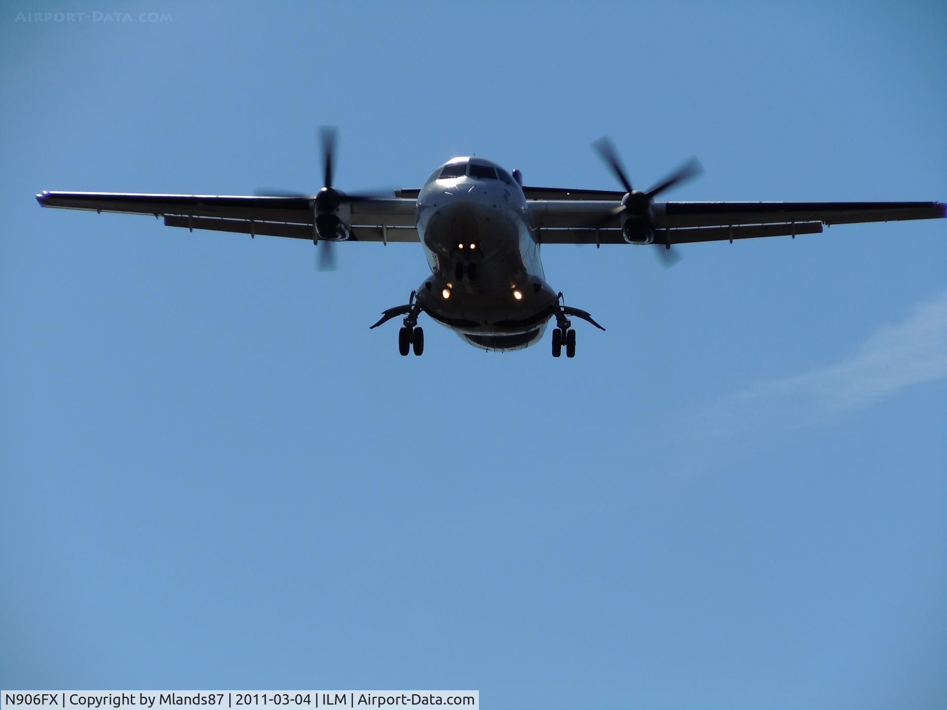 N906FX, 1991 ATR 42-320 C/N 280, Fed Ex feeder turbo prop on final RWY 06