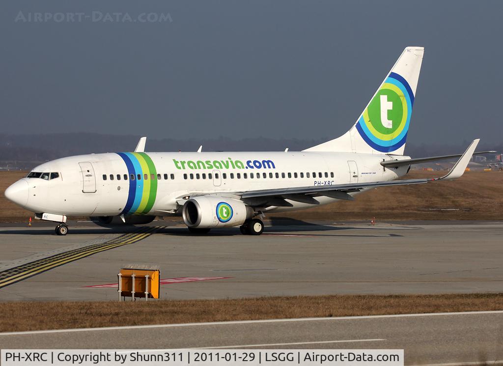 PH-XRC, 2003 Boeing 737-7K2 C/N 29347, Lining up rwy 05 for departure...