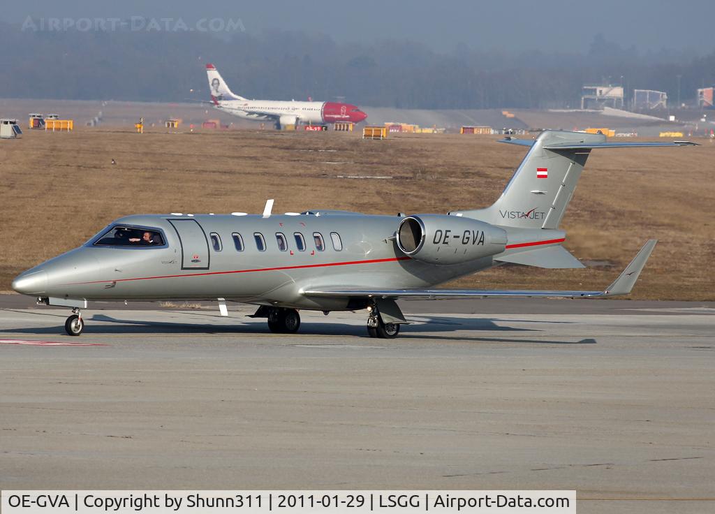 OE-GVA, 2007 Learjet 40XR C/N 45-2079, Lining up rwy 05 for departure...