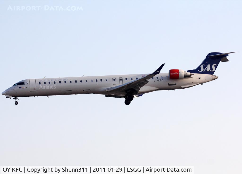 OY-KFC, 2009 Bombardier CRJ-900 (CL-600-2D24) C/N 15218, Landing rwy 05