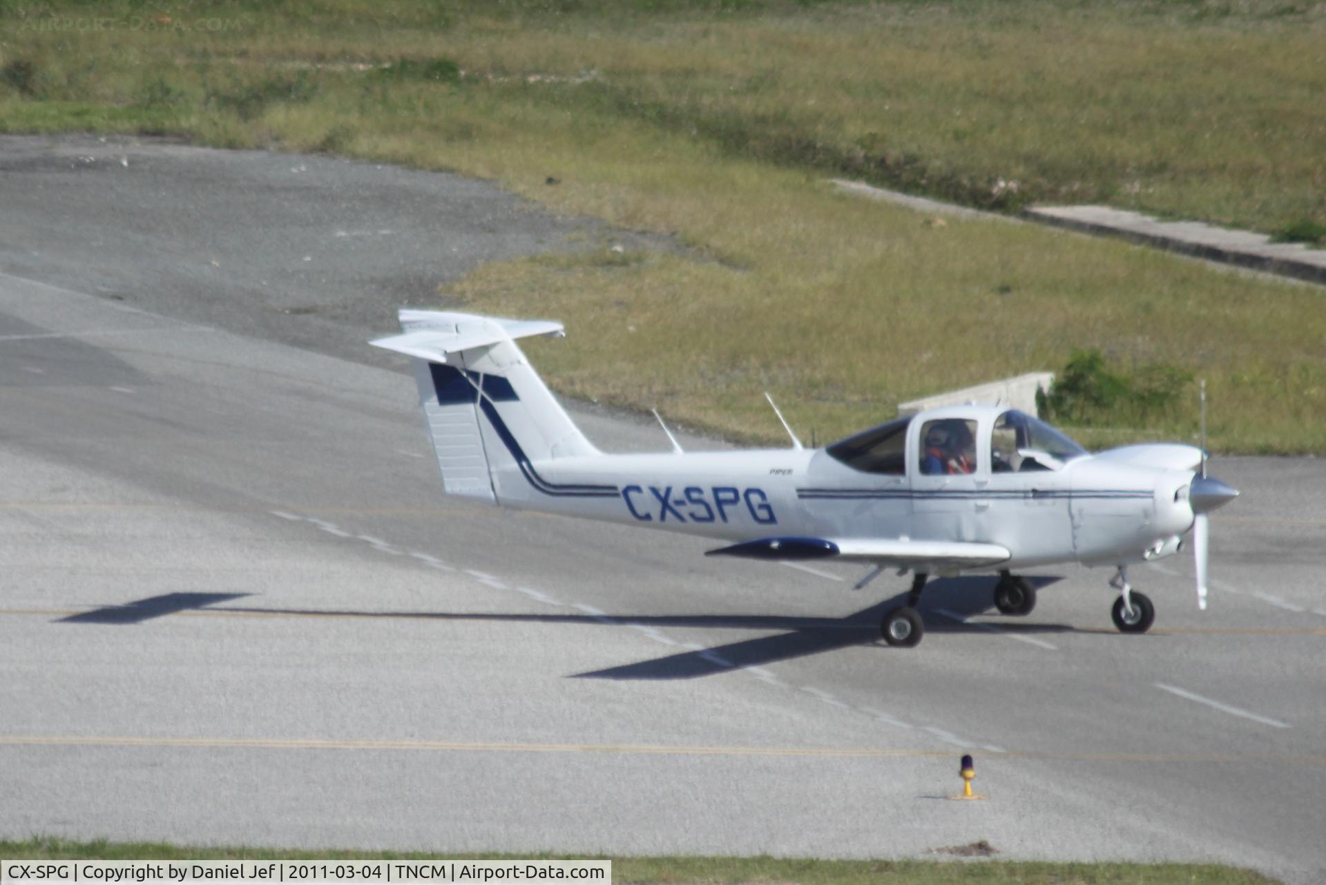 CX-SPG, 1978 Piper PA-38-112 Tomahawk Tomahawk C/N 38-78A0294, CS-SPG taxing for take off at TNCM