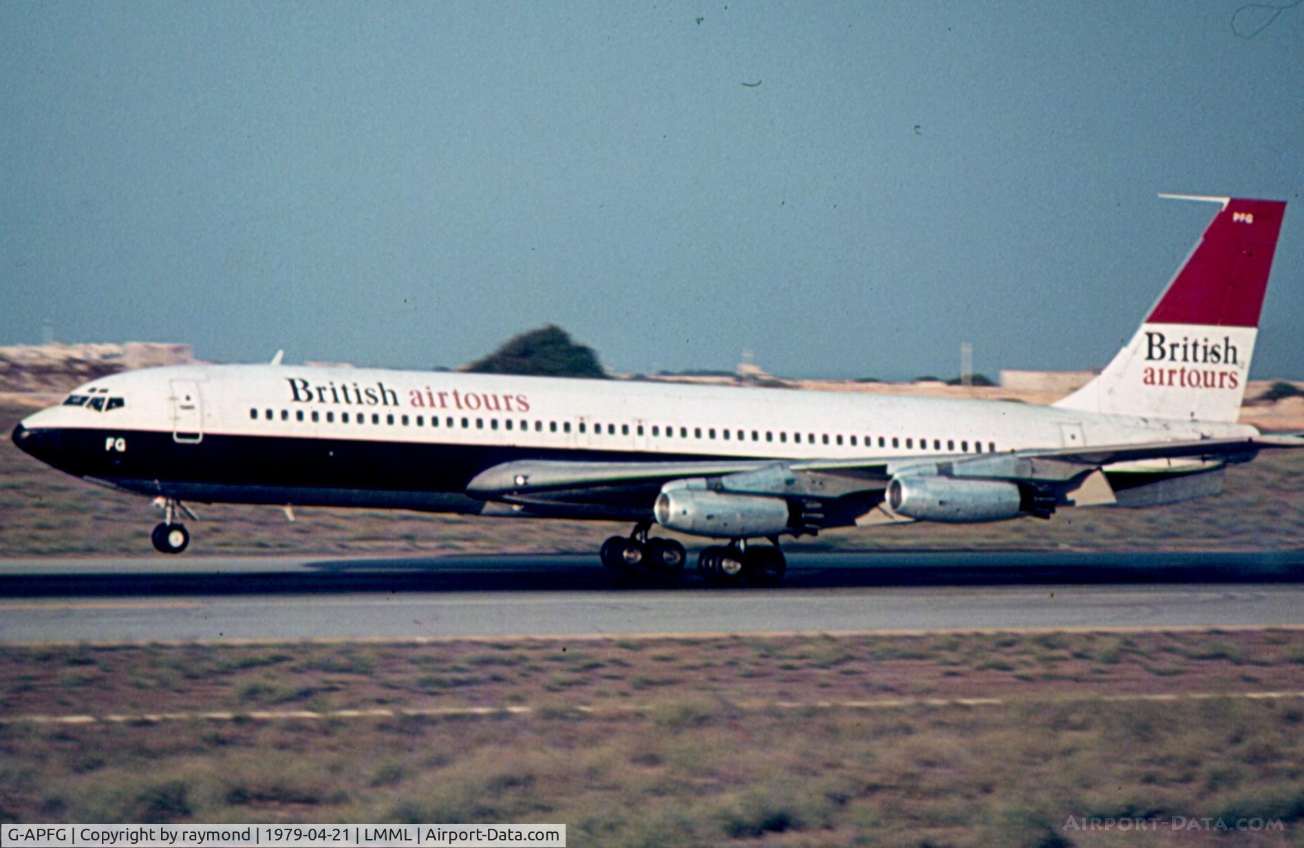 G-APFG, 1960 Boeing 707-436 C/N 17708, B707 G-APFG of British Airtours on short finals.