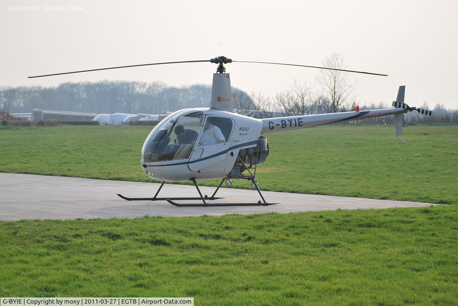 G-BYIE, 1999 Robinson R22 Beta C/N 2933, Robinson R22 Beta at Wycombe Air Park