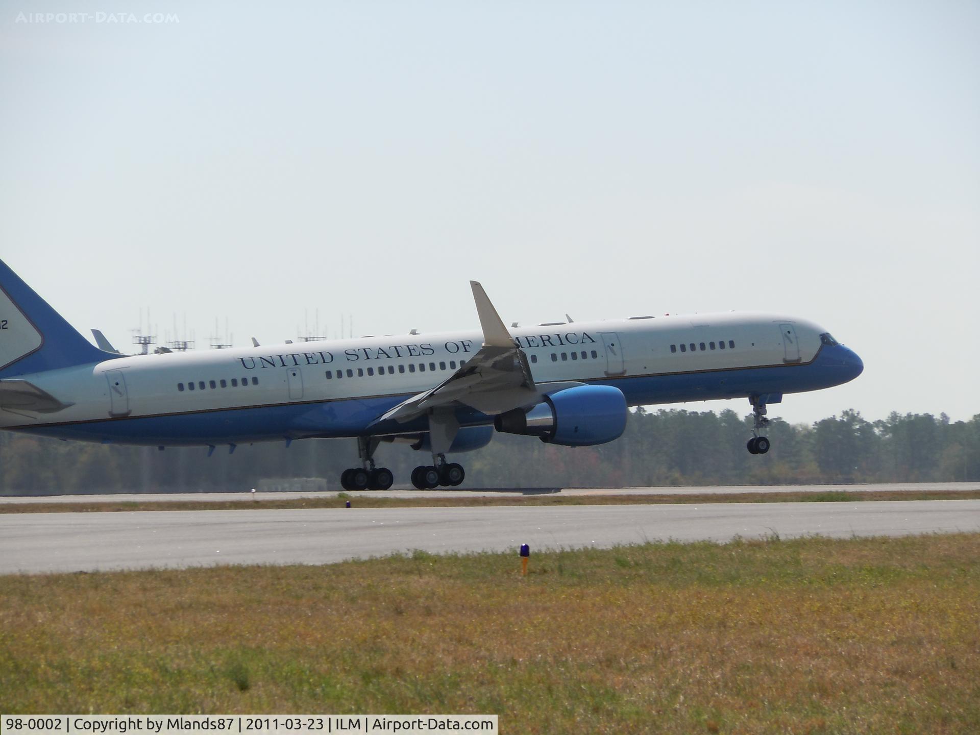 98-0002, 1998 Boeing C-32A (757-200) C/N 29026, Vice President's Air Force 2