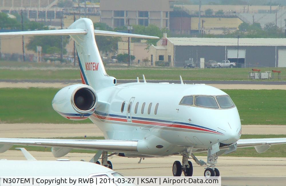 N307EM, Bombardier Challenger 300 (BD-100-1A10) C/N 20283, Exxon-Mobil