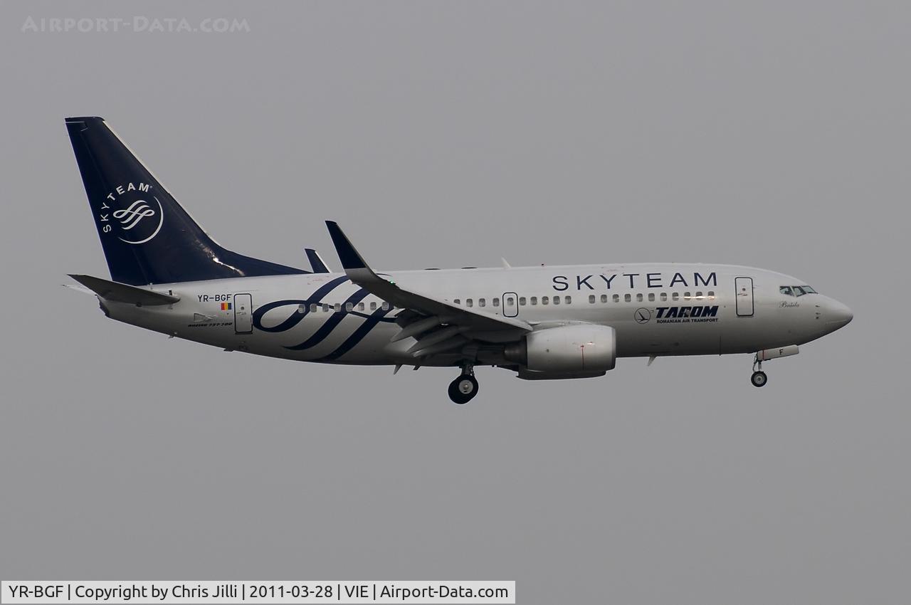 YR-BGF, 2001 Boeing 737-78J C/N 28440, TAROM