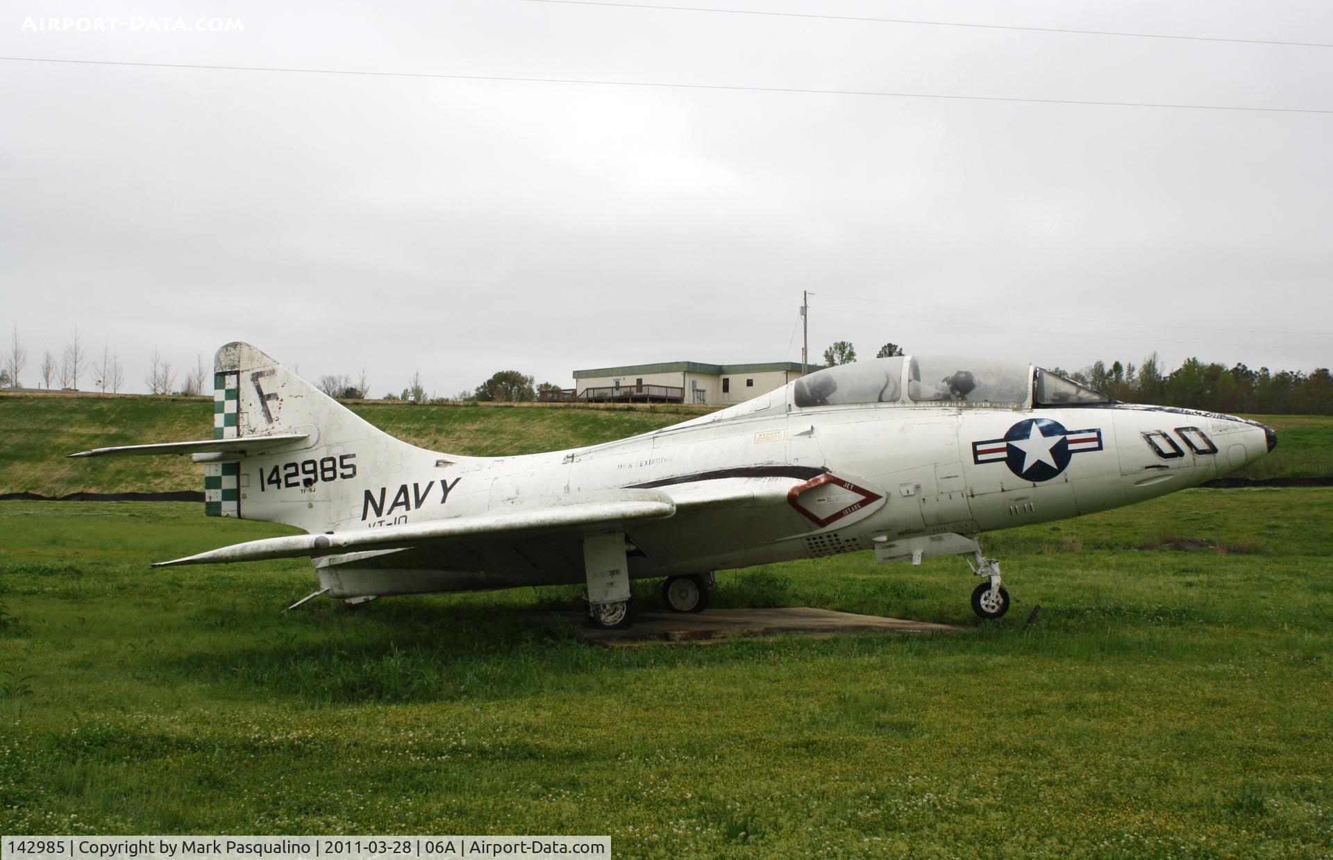 142985, 1962 Grumman TF-9J Cougar C/N 367, Grumman F9F-8T