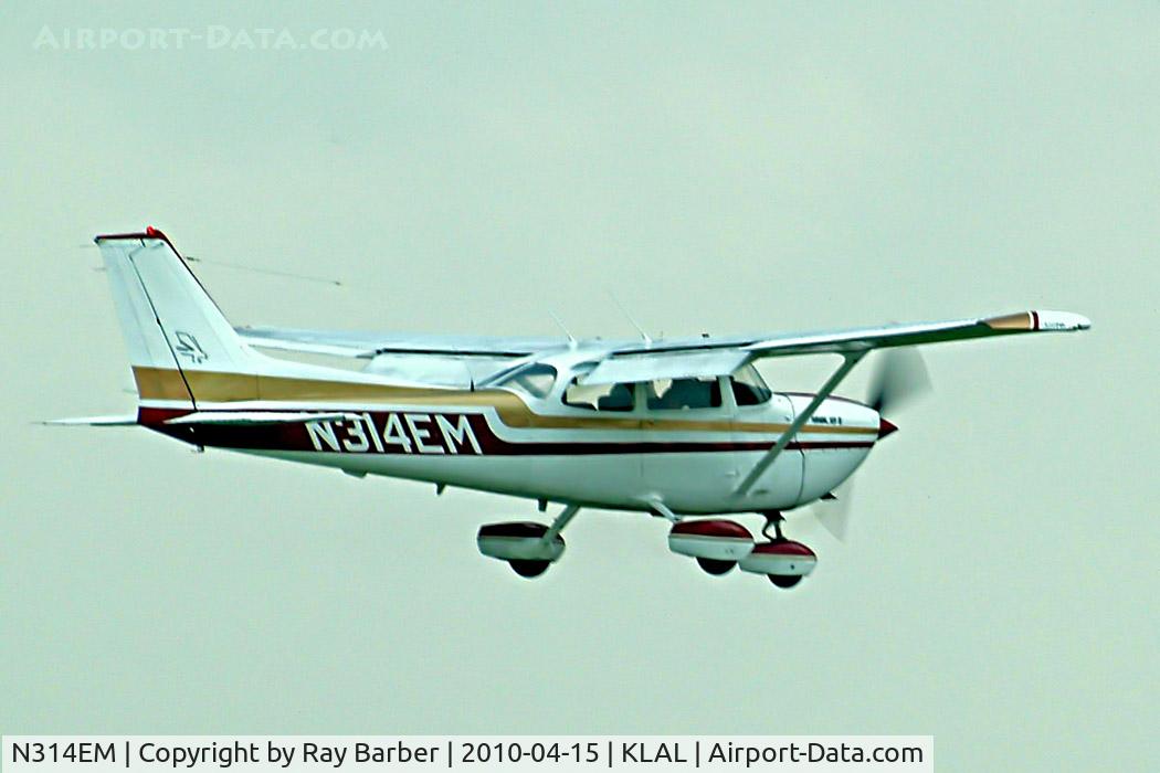 N314EM, 1977 Cessna R172K Hawk XP C/N R1722742, Cessna R.172K Hawk XP [R172-2742] Lakeland-Linder~N 15/04/2010.