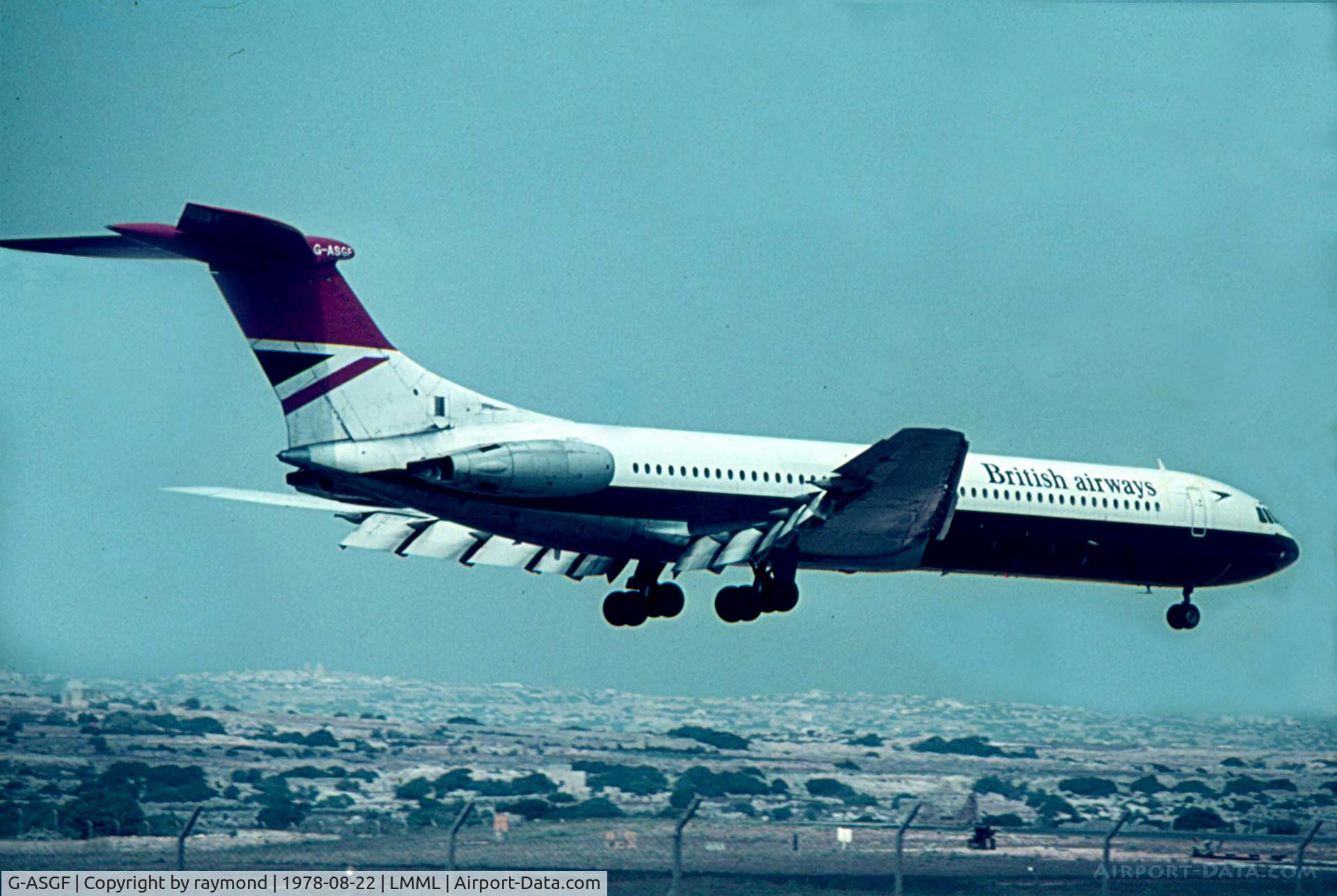 G-ASGF, 1965 Vickers Super VC10 Srs 1151 C/N 856, VC10 G-ASGF British Airways landing on RW05