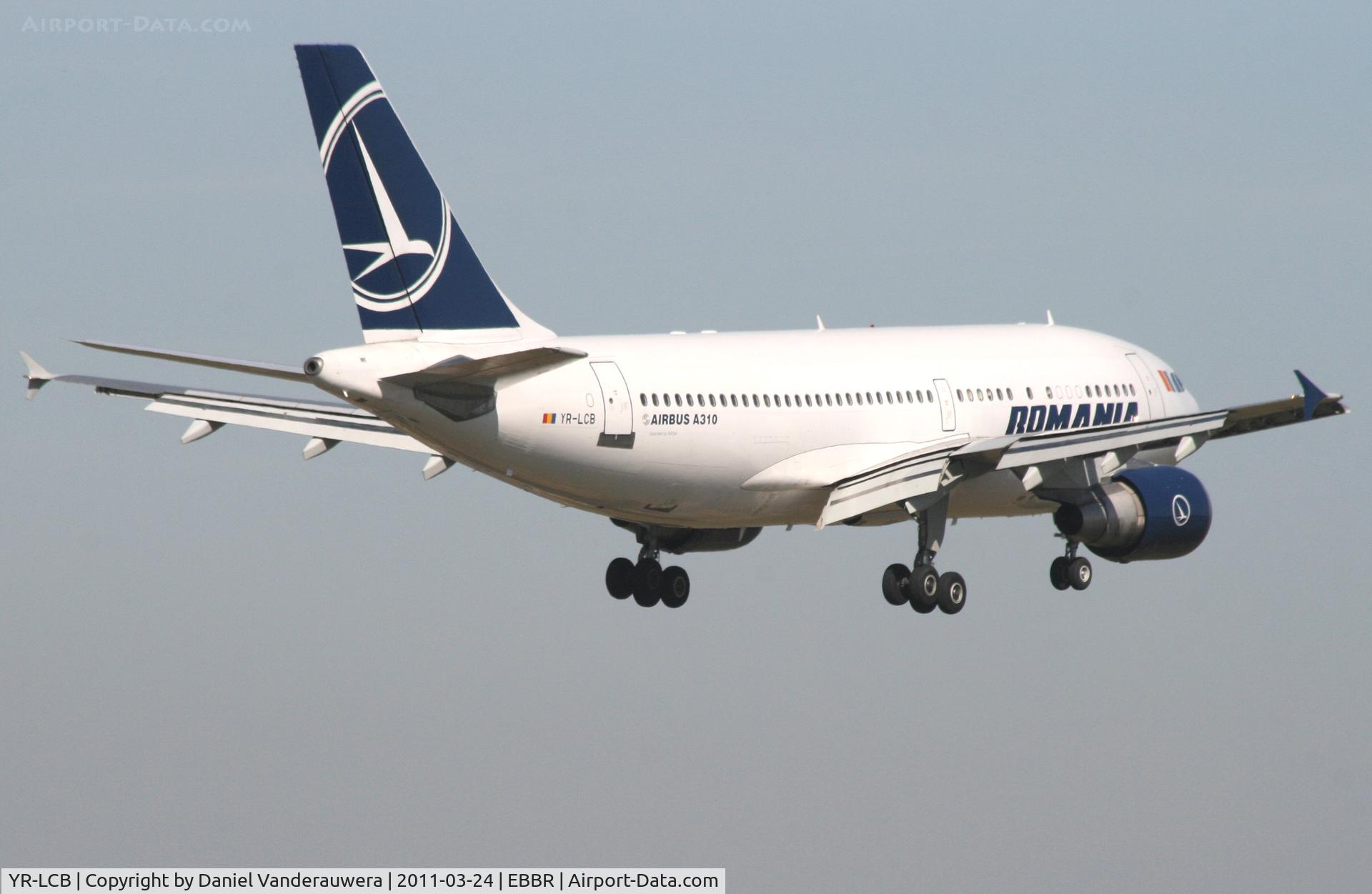 YR-LCB, 1992 Airbus A310-322 C/N 644, Descending to RWY 02