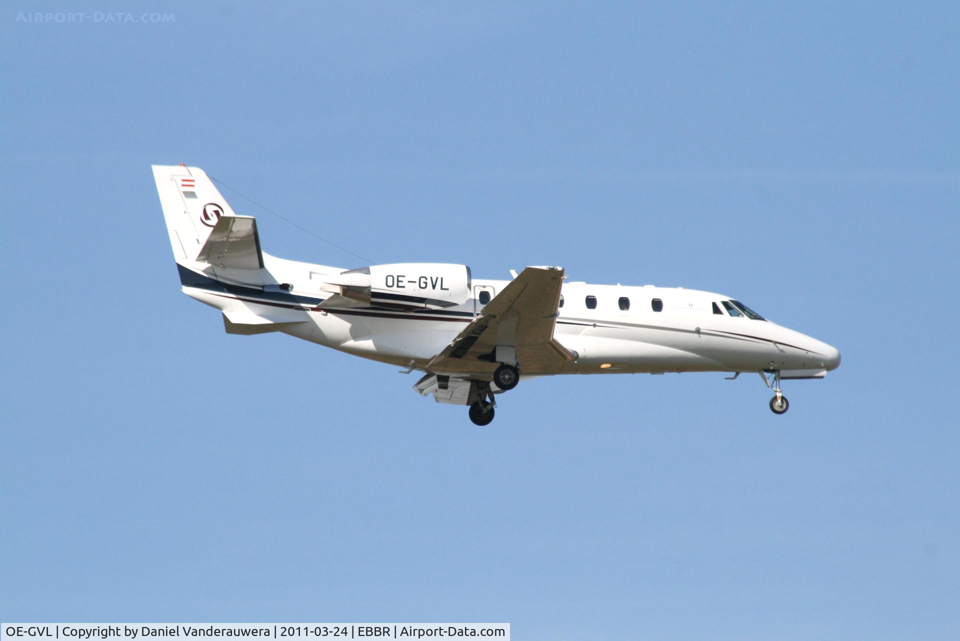 OE-GVL, 2008 Cessna 560XL Citation XLS C/N 560-5772, Descending to RWY 02