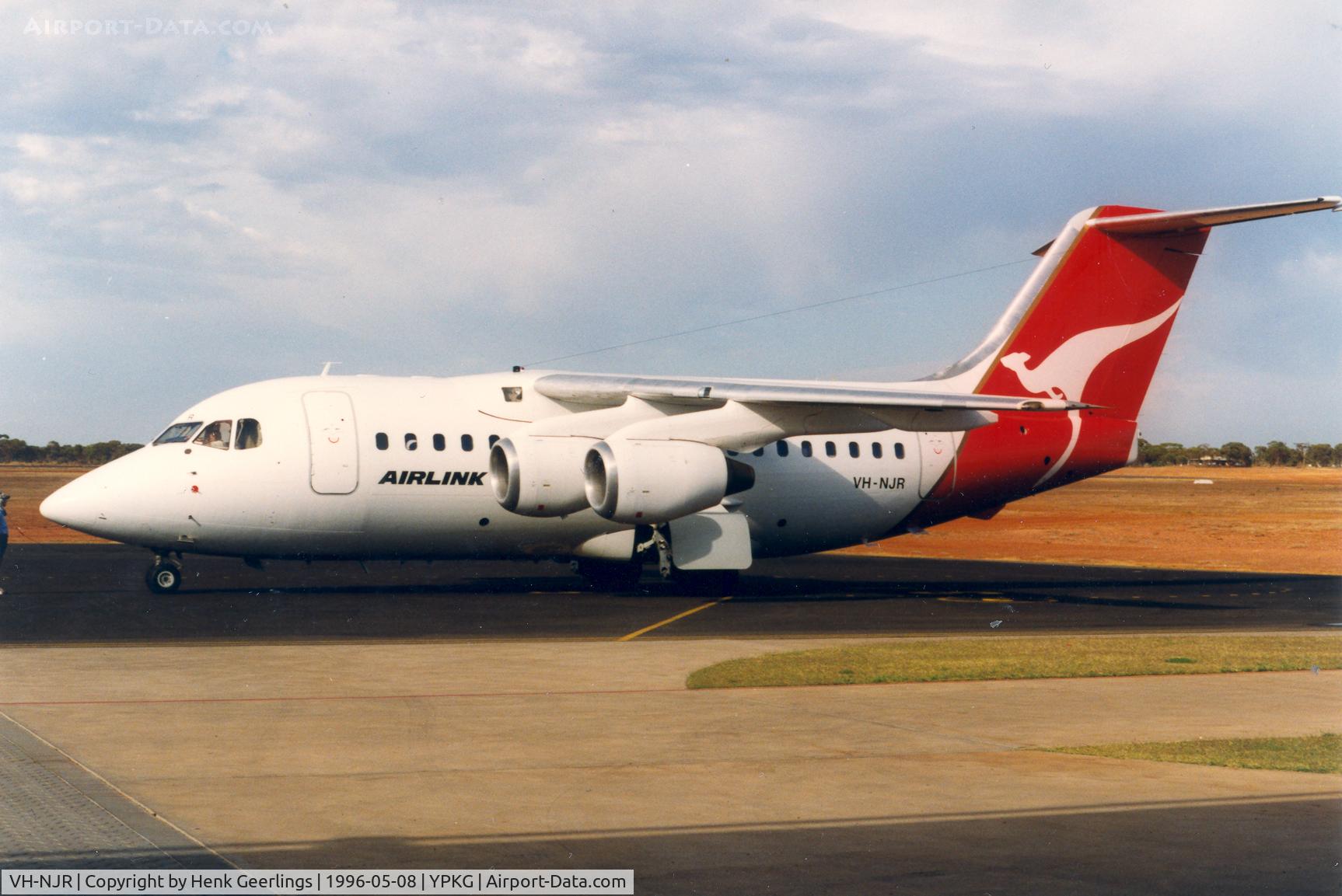 VH-NJR, 1990 British Aerospace BAe.146-100 C/N E1152, Airlink