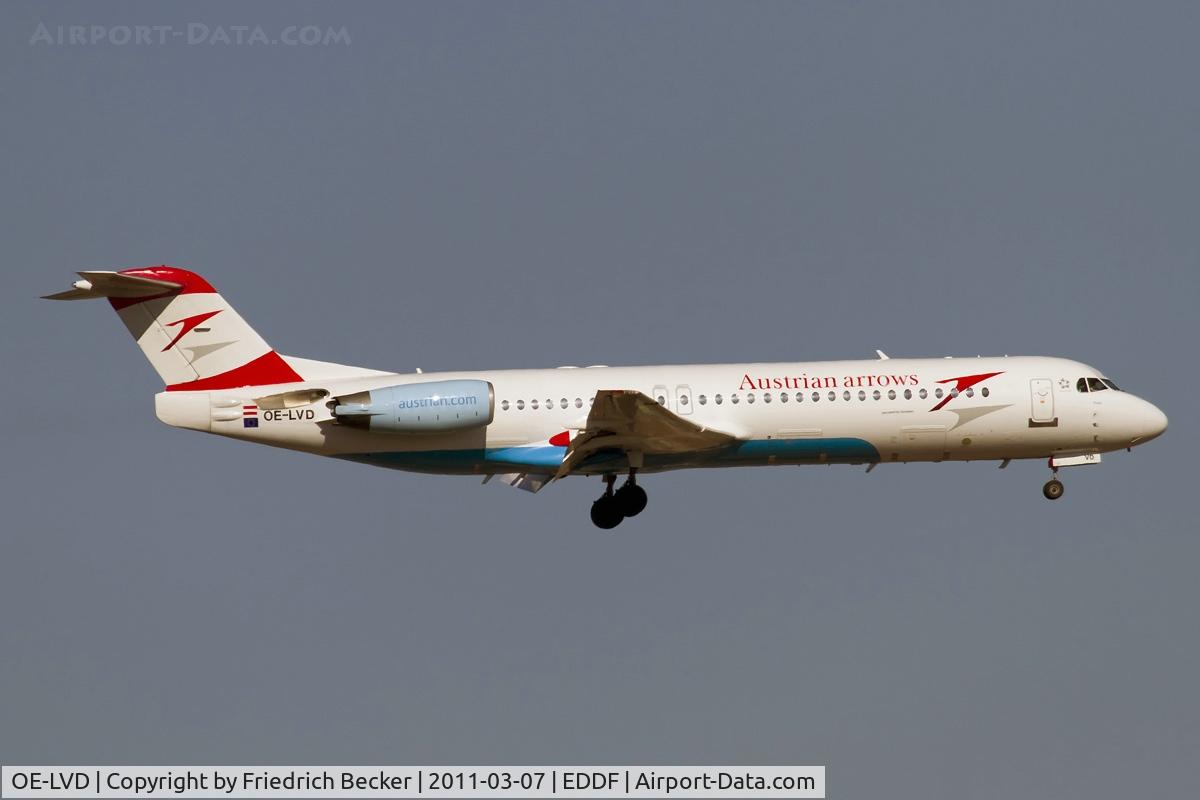 OE-LVD, 1994 Fokker 100 (F-28-0100) C/N 11515, on final