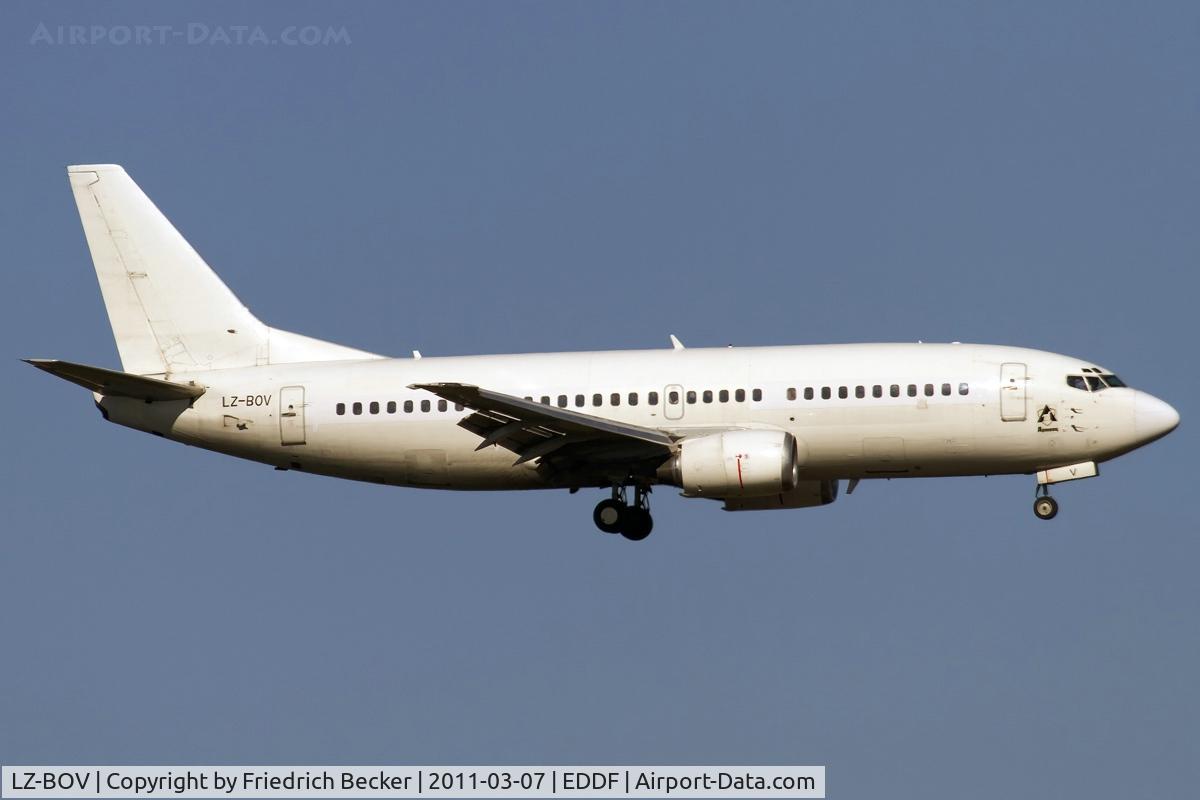 LZ-BOV, 1987 Boeing 737-330 C/N 23833, on final