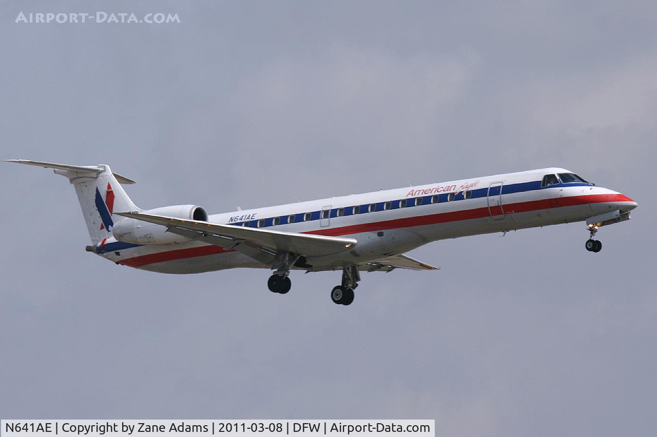 N641AE, 1999 Embraer ERJ-145LR (EMB-145LR) C/N 145191, American Eagle landing at DFW Airport