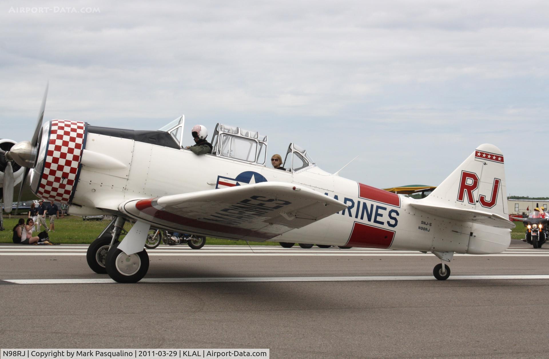 N98RJ, 1944 North American SNJ-5C Texan Texan C/N 88-17960, North American SNJ-5C