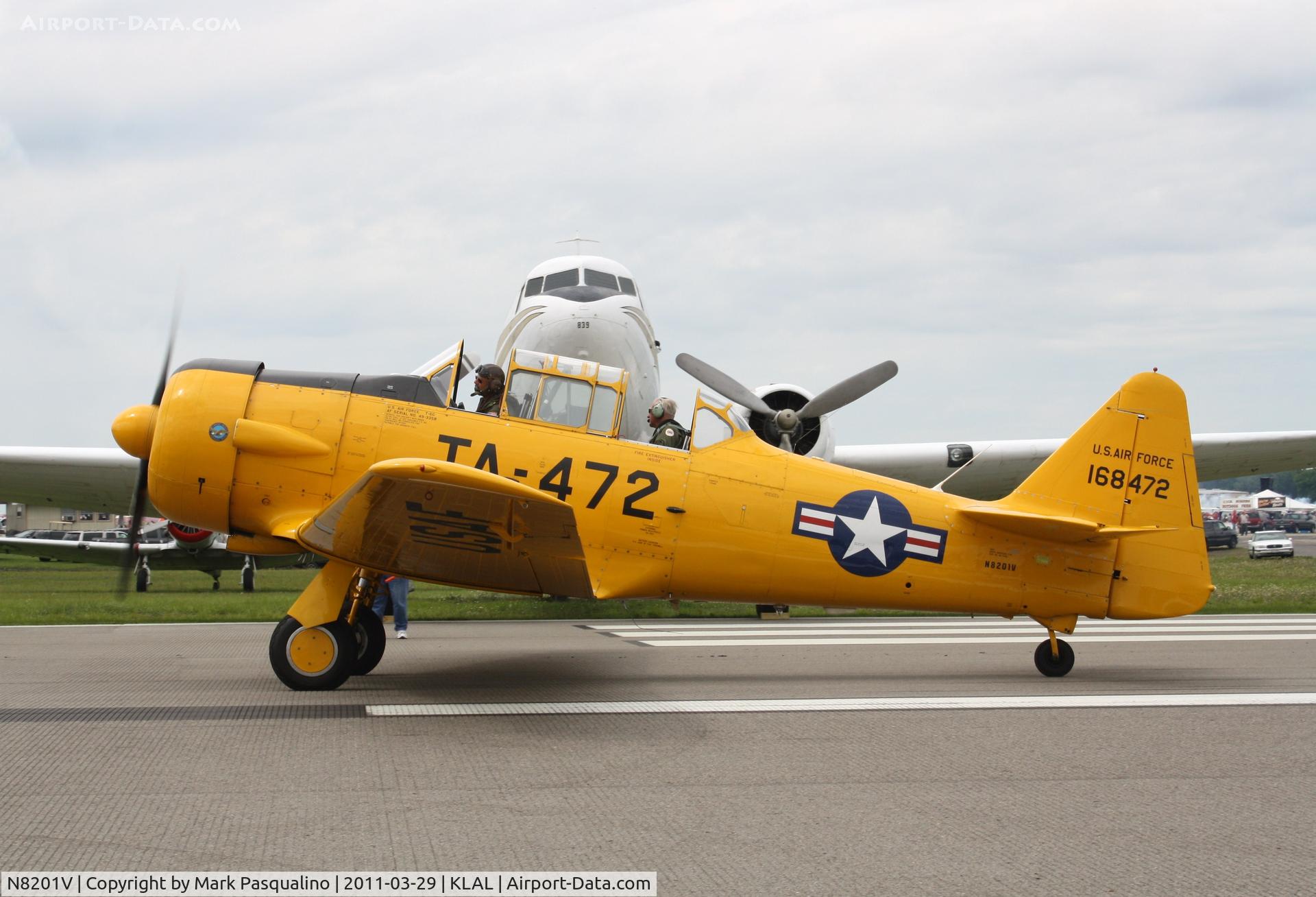 N8201V, North American T-6G Texan C/N 168-472, North American T-6G