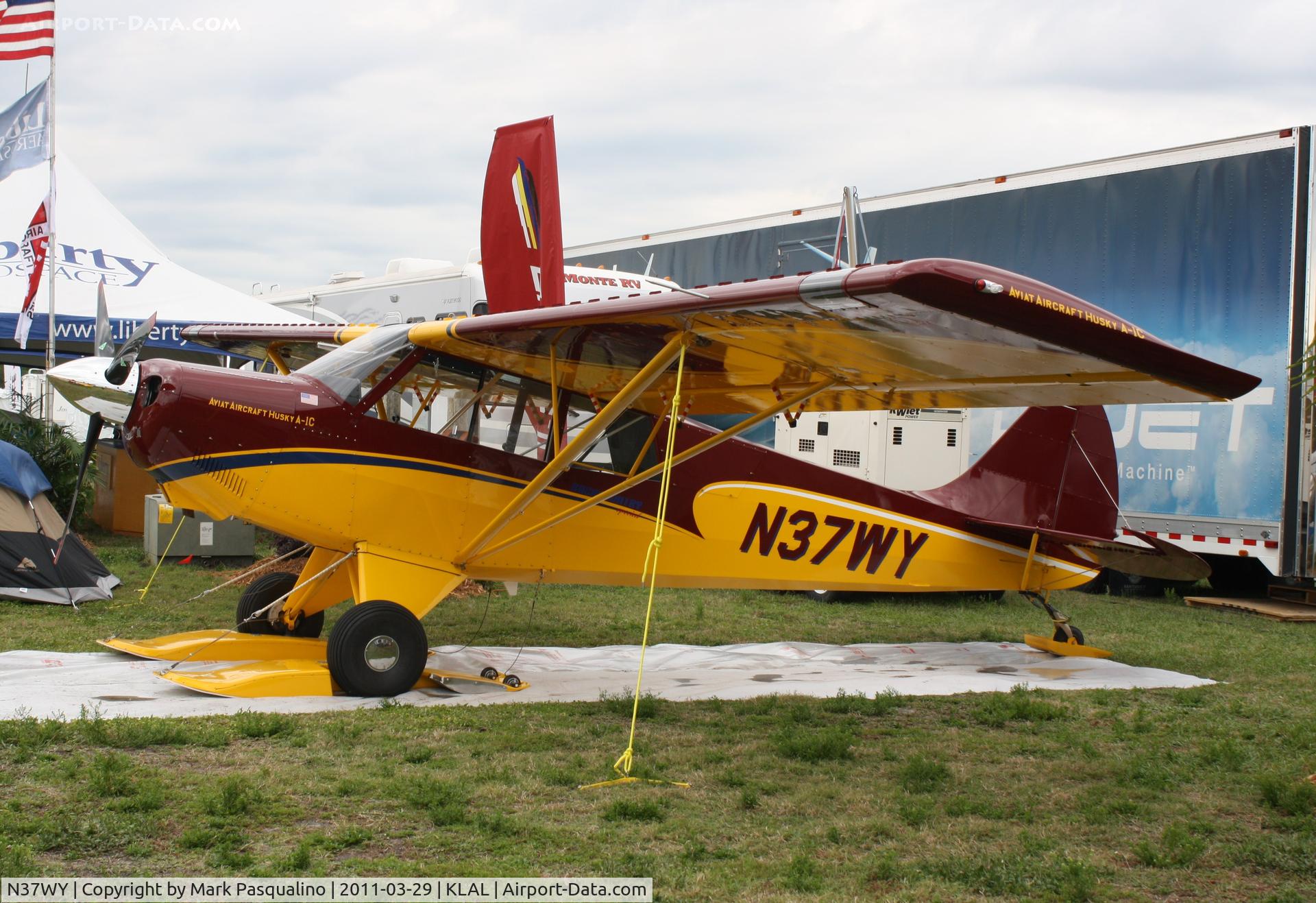 N37WY, Aviat A-1C-180 Husky C/N 3117, Aviat A-1C-180