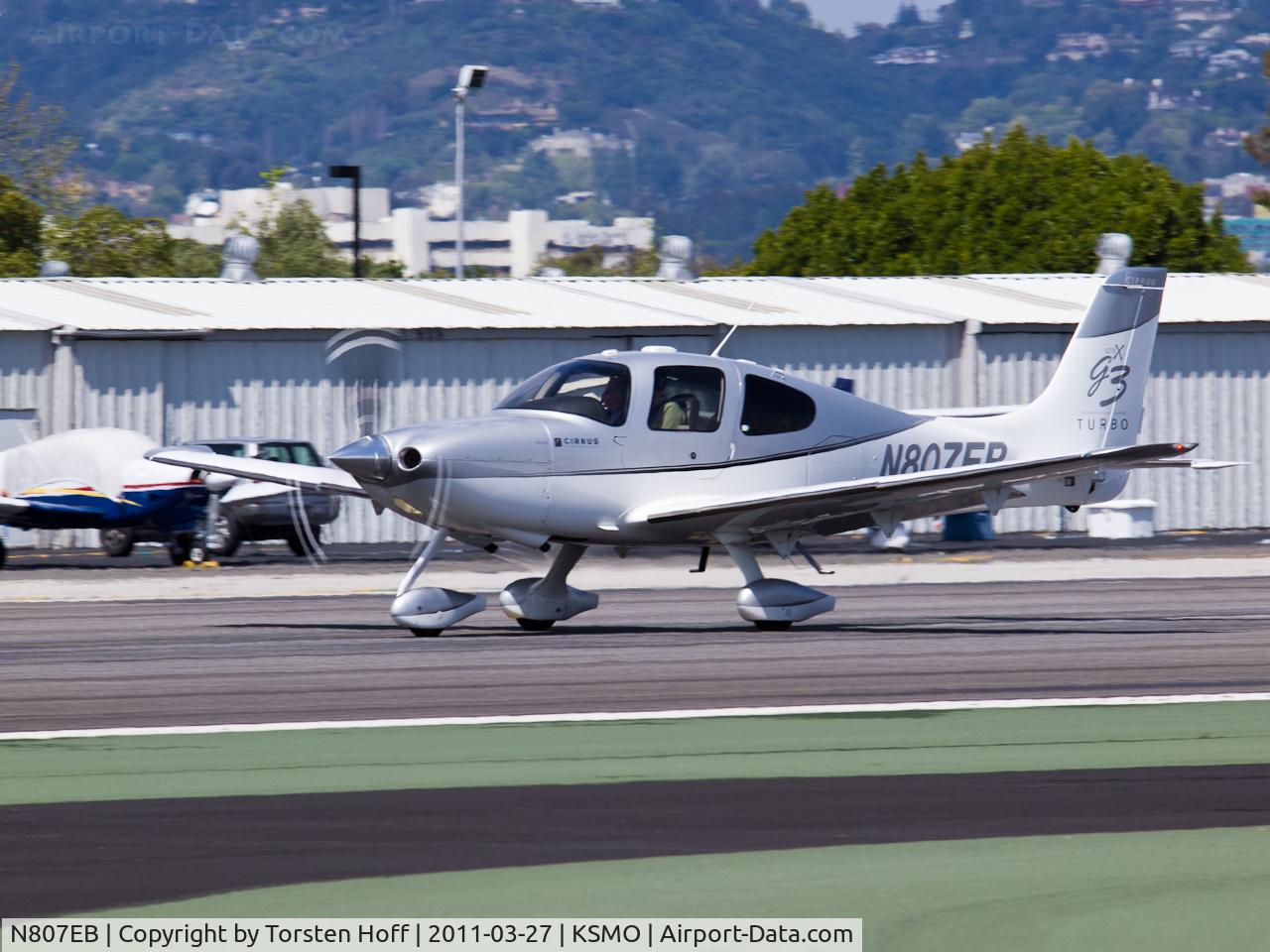 N807EB, 2007 Cirrus SR22 G3 GTSX Turbo C/N 2652, N807EB departing from RWY 21