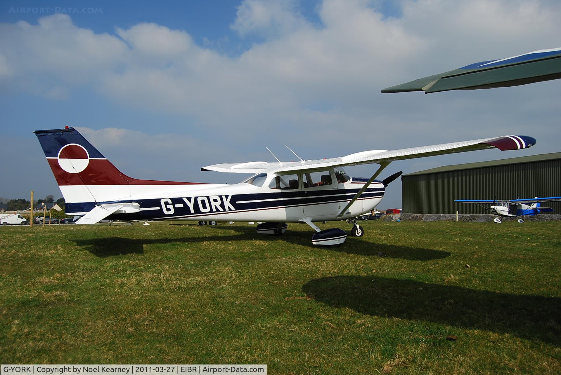 G-YORK, 1975 Reims Cessna F172M Skyhawk C/N 1354, Attending the Birr Fly-in 27-03-2011