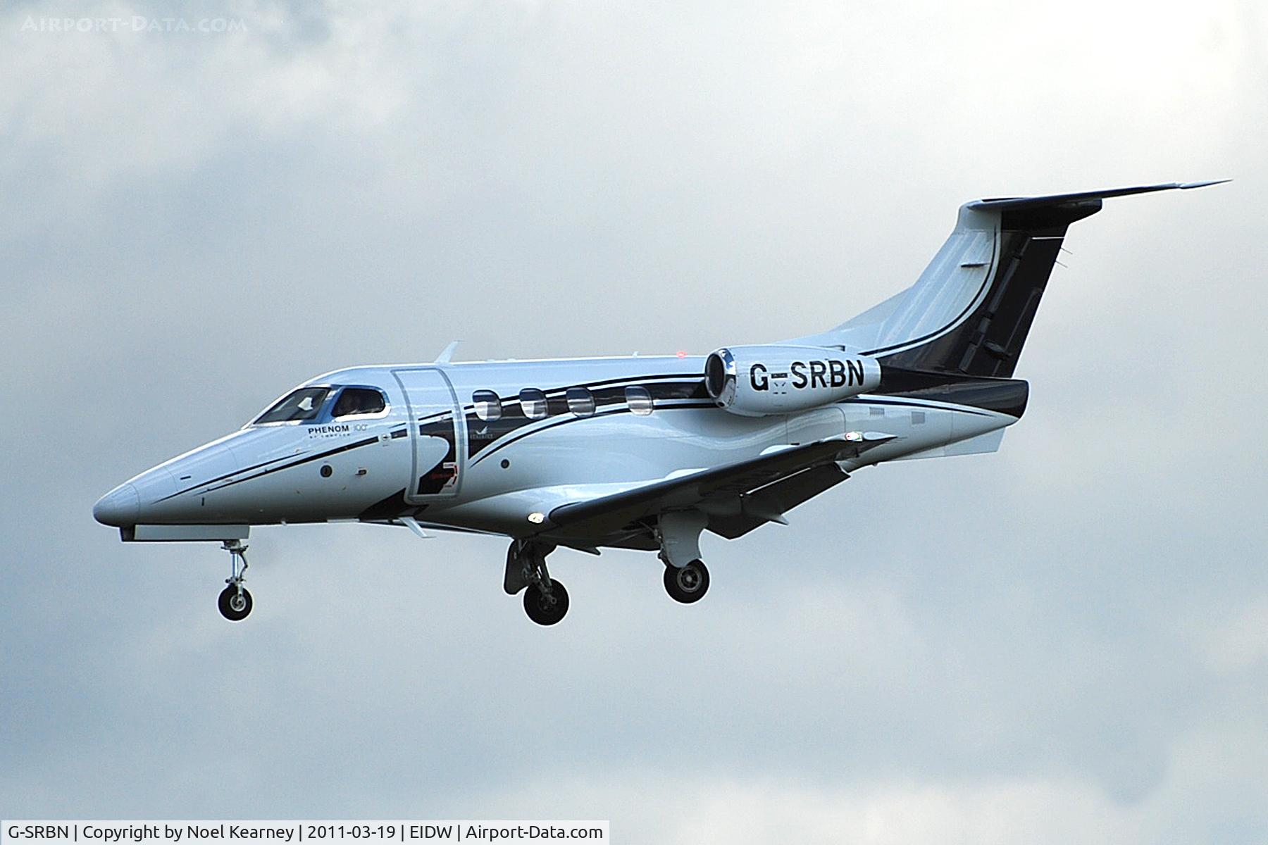 G-SRBN, 2009 Embraer EMB-500 Phenom 100 C/N 50000056, Landing Rwy 28 at EIDW