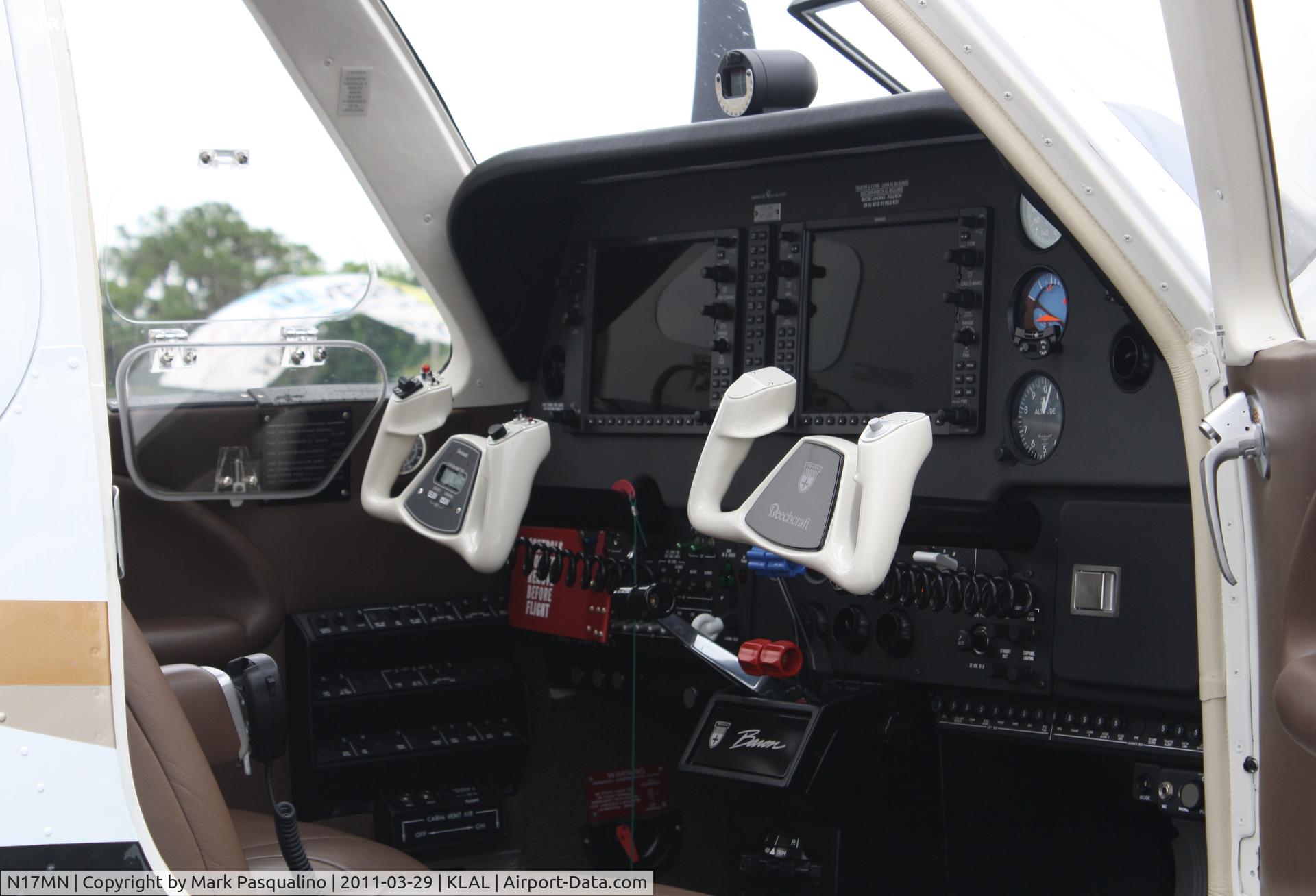 N17MN, Hawker Beechcraft Corp G58 Baron C/N TH-2302, Beech G58