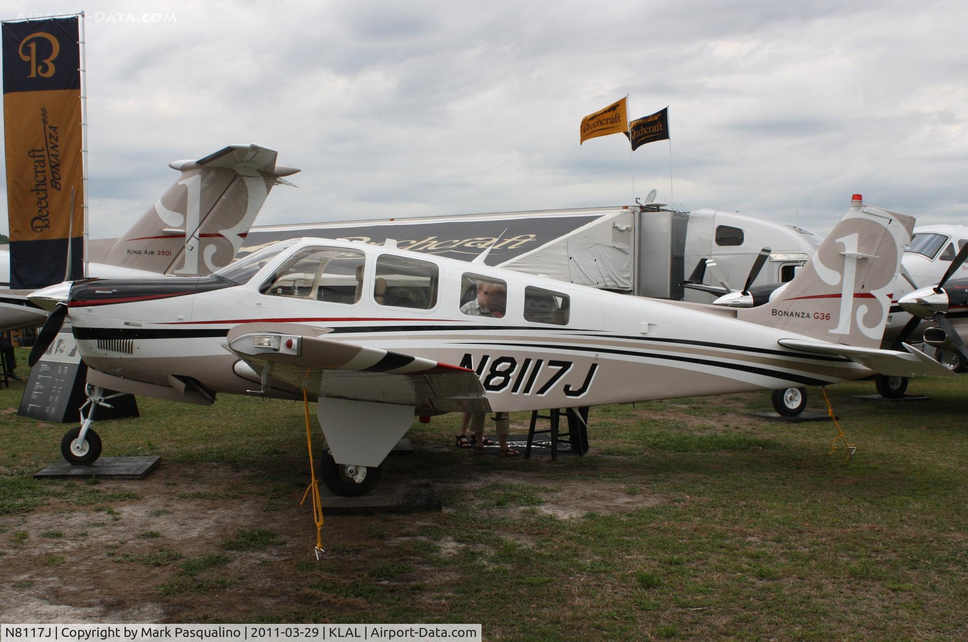 N8117J, 2011 Hawker Beechcraft Corp G36 Bonanza C/N E-3947, Beech G36