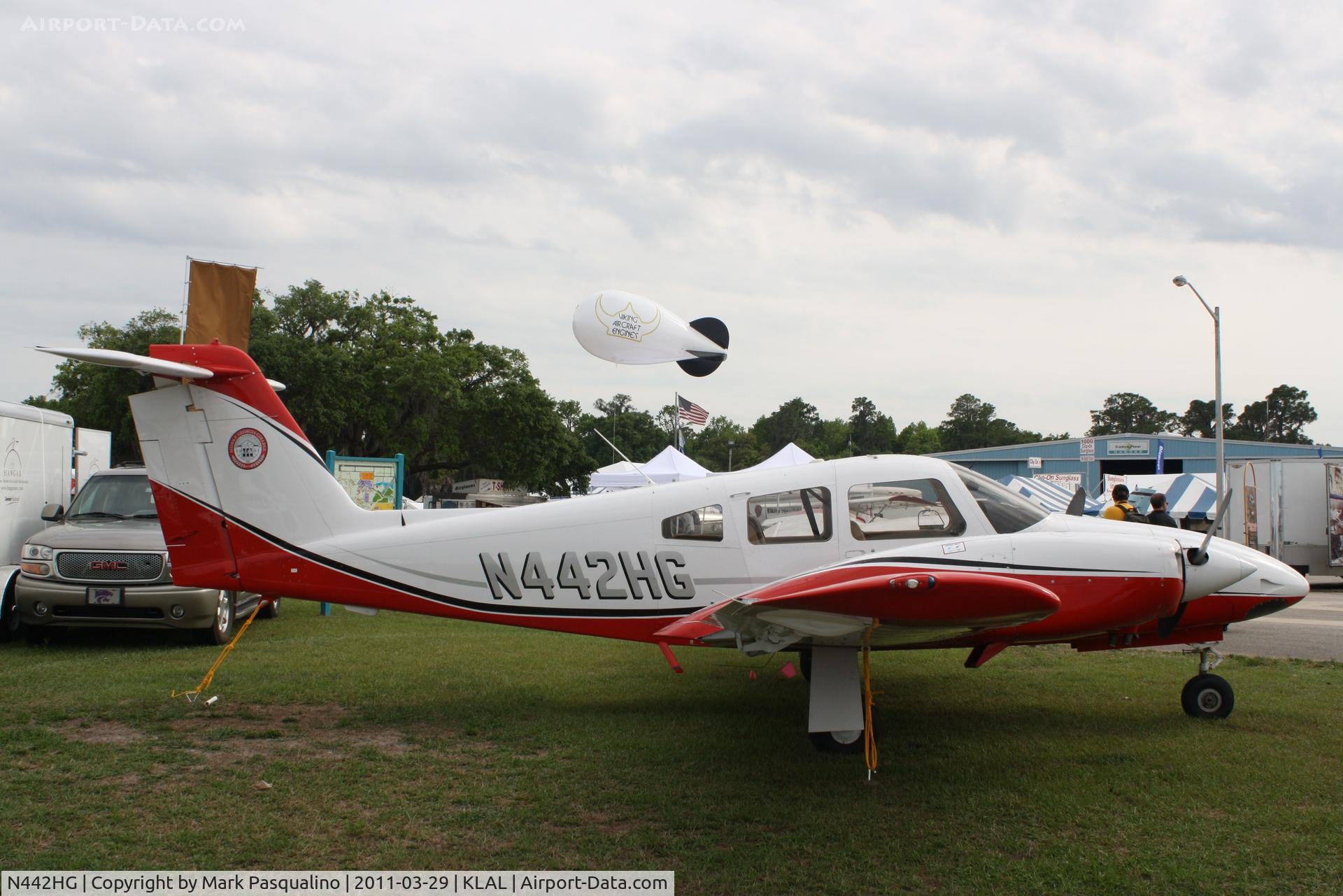 N442HG, 2001 Piper PA-44-180 Seminole C/N 4496056, Piper PA-44-180