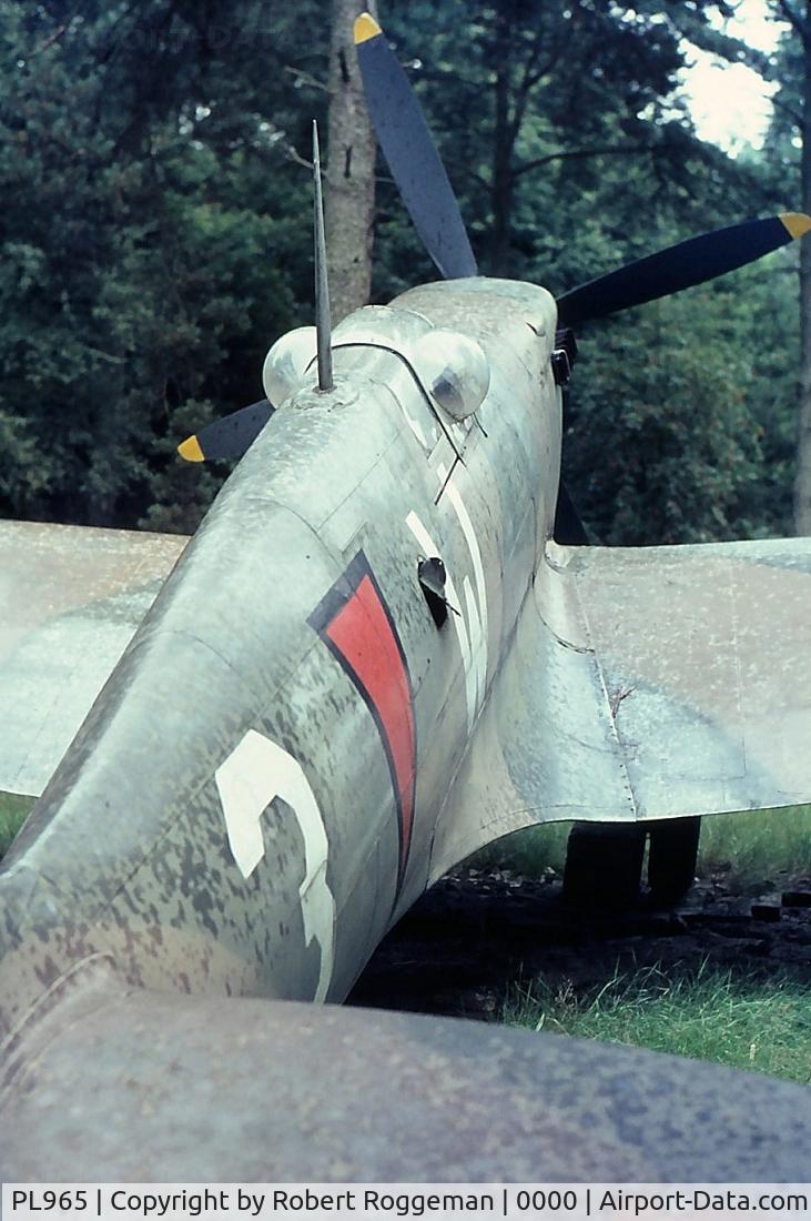 PL965, 1944 Supermarine 365 Spitfire PR.XI C/N 6S/504719, Supermarine Spitfire XI.Dubious Dutch markings 3W.Oorlogs en Verzetsmuseum Overloon.Netherlands.Late 1960's.Back in flying condition.See cockpithood typical for PR Spitfires.