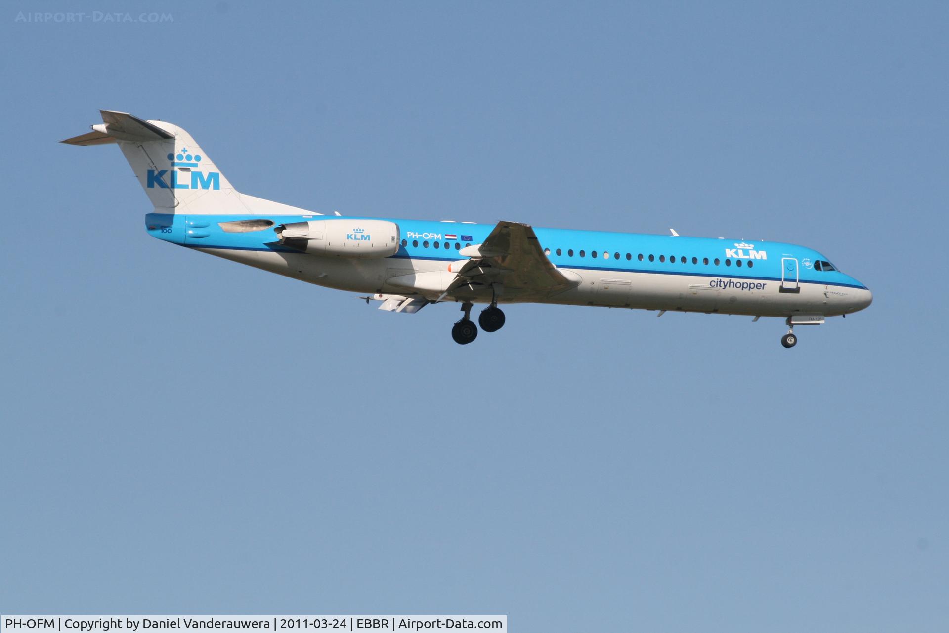 PH-OFM, 1993 Fokker 100 (F-28-0100) C/N 11475, Flight KL1723 is descending to RWY 02