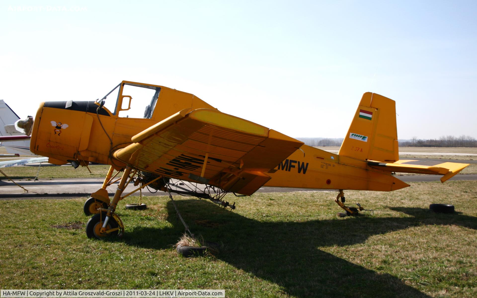 HA-MFW, 1975 Let Z-37A Cmelak C/N 21-19, Kaposujlak Airport, Hungary