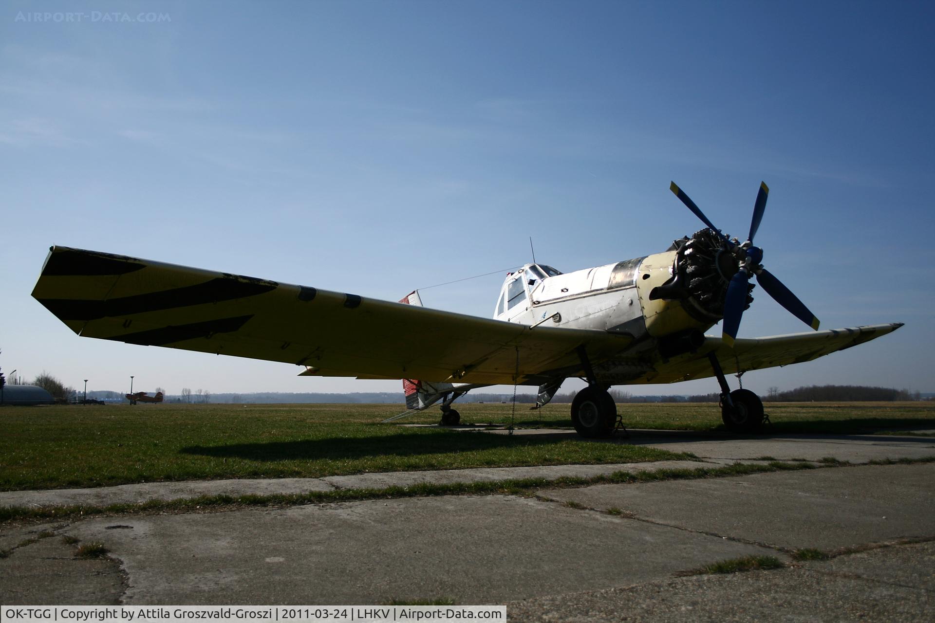 OK-TGG, PZL-Mielec M-18A Dromader C/N 1Z018-16, Kaposujlak Airport, Hungary