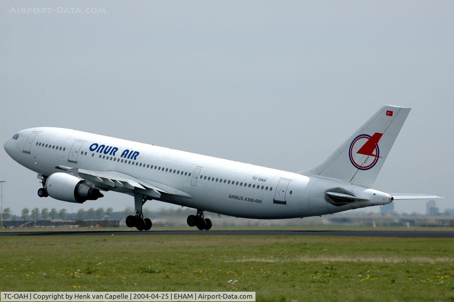 TC-OAH, 1991 Airbus A300B4-600R C/N 584, Take-off of Onur Air A300-600 from Schiphol airport.