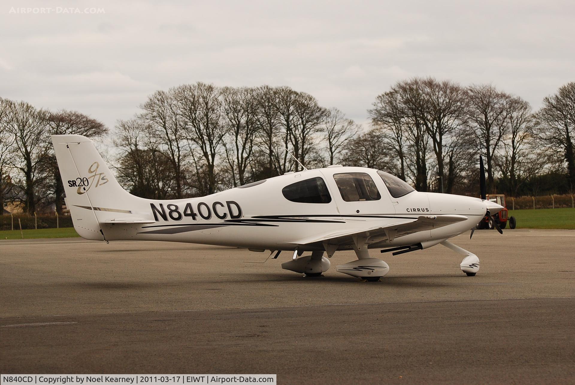N840CD, 2005 Cirrus SR20 C/N 1535, Parked on the ramp at Weston.