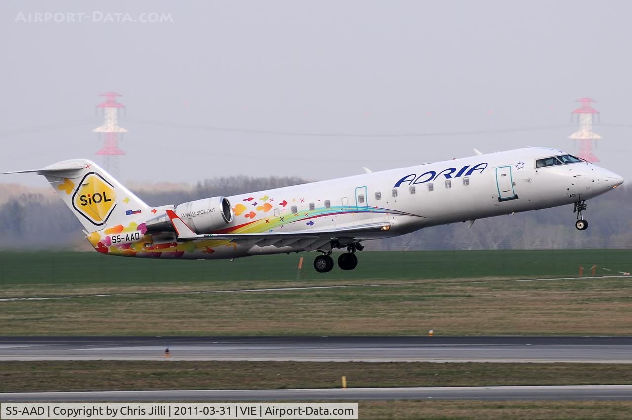 S5-AAD, 1997 Canadair CRJ-200LR (CL-600-2B19) C/N 7166, Adria