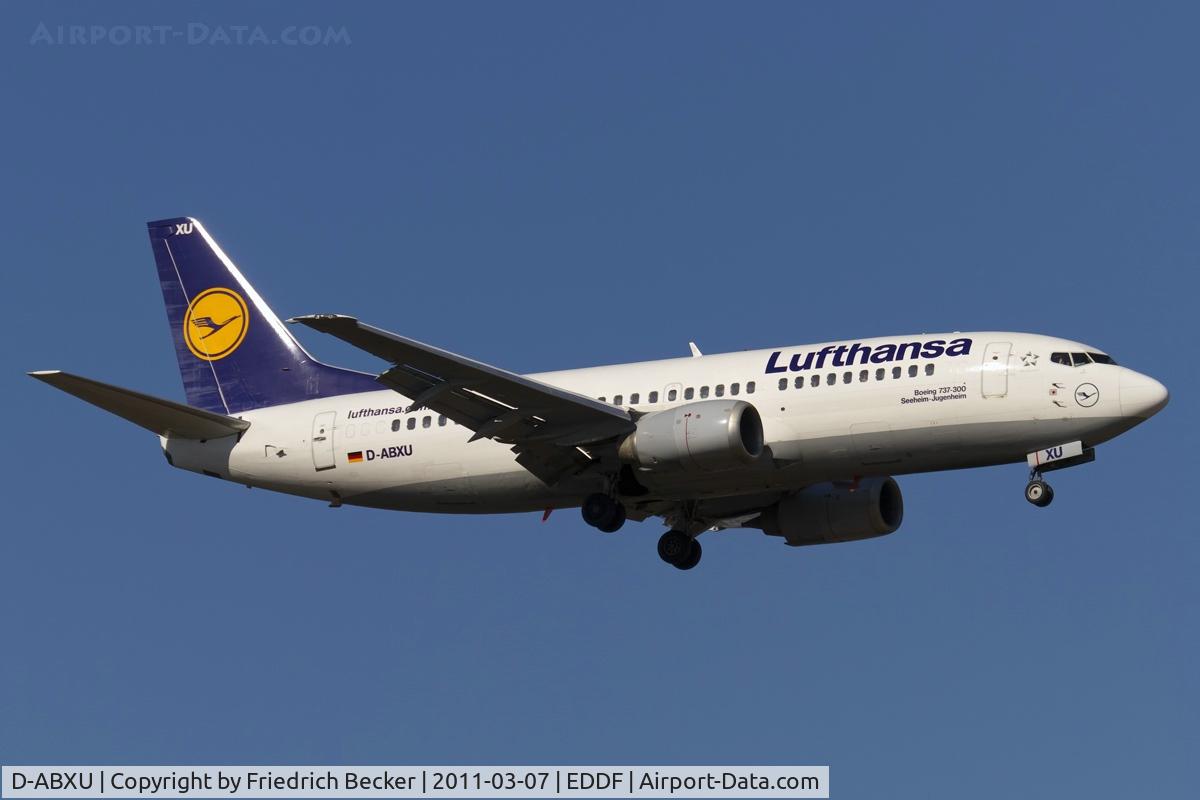 D-ABXU, 1989 Boeing 737-330 C/N 24282, on final