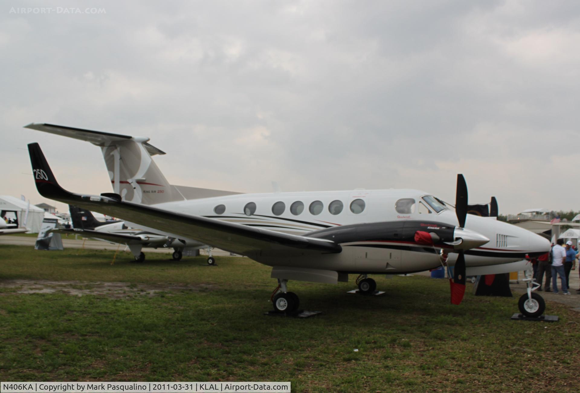 N406KA, 2010 Hawker Beechcraft B200GT King Air C/N BY-106, Beech B200GT