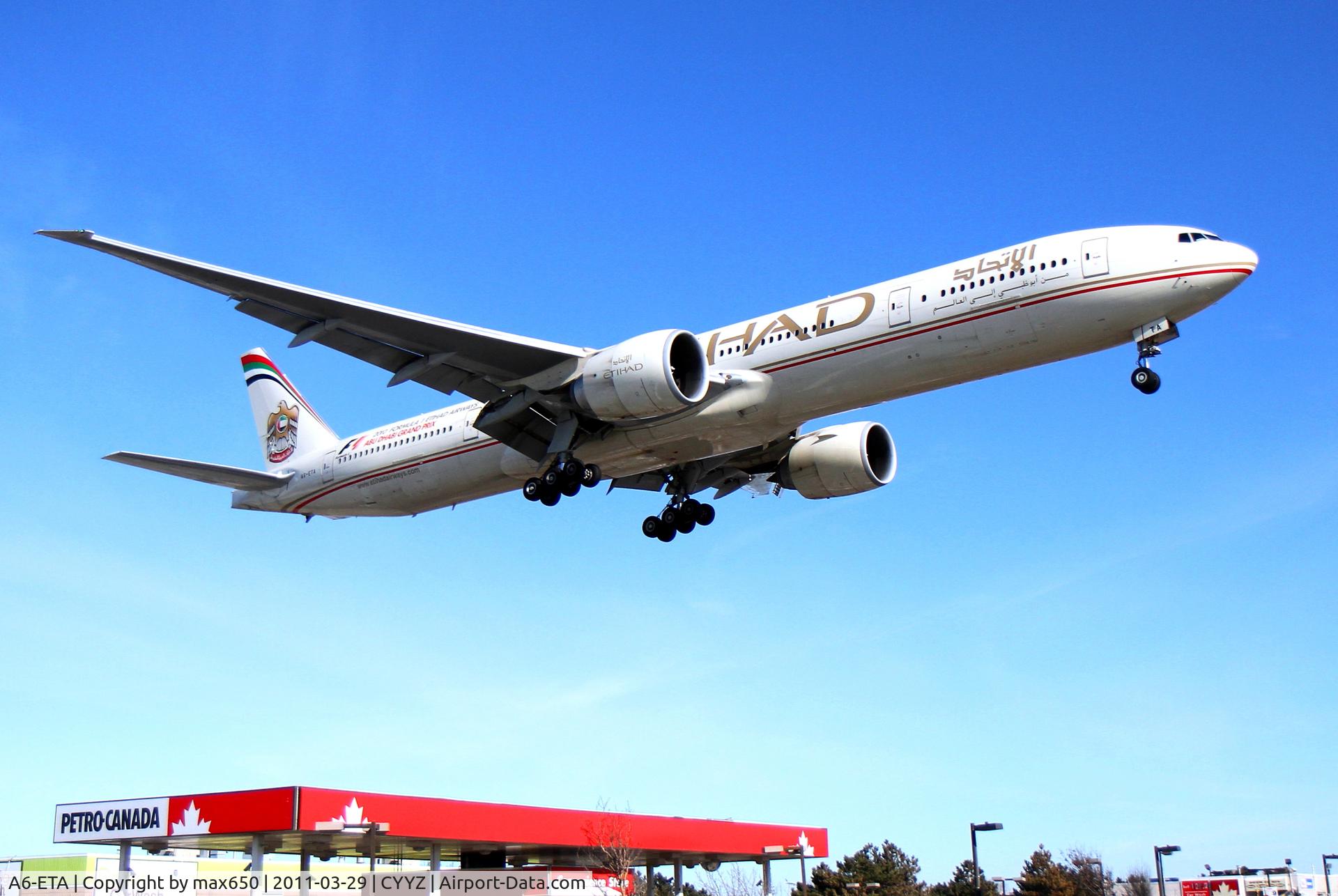 A6-ETA, 2005 Boeing 777-3FX/ER C/N 34597, Etihad landing at RWY23.