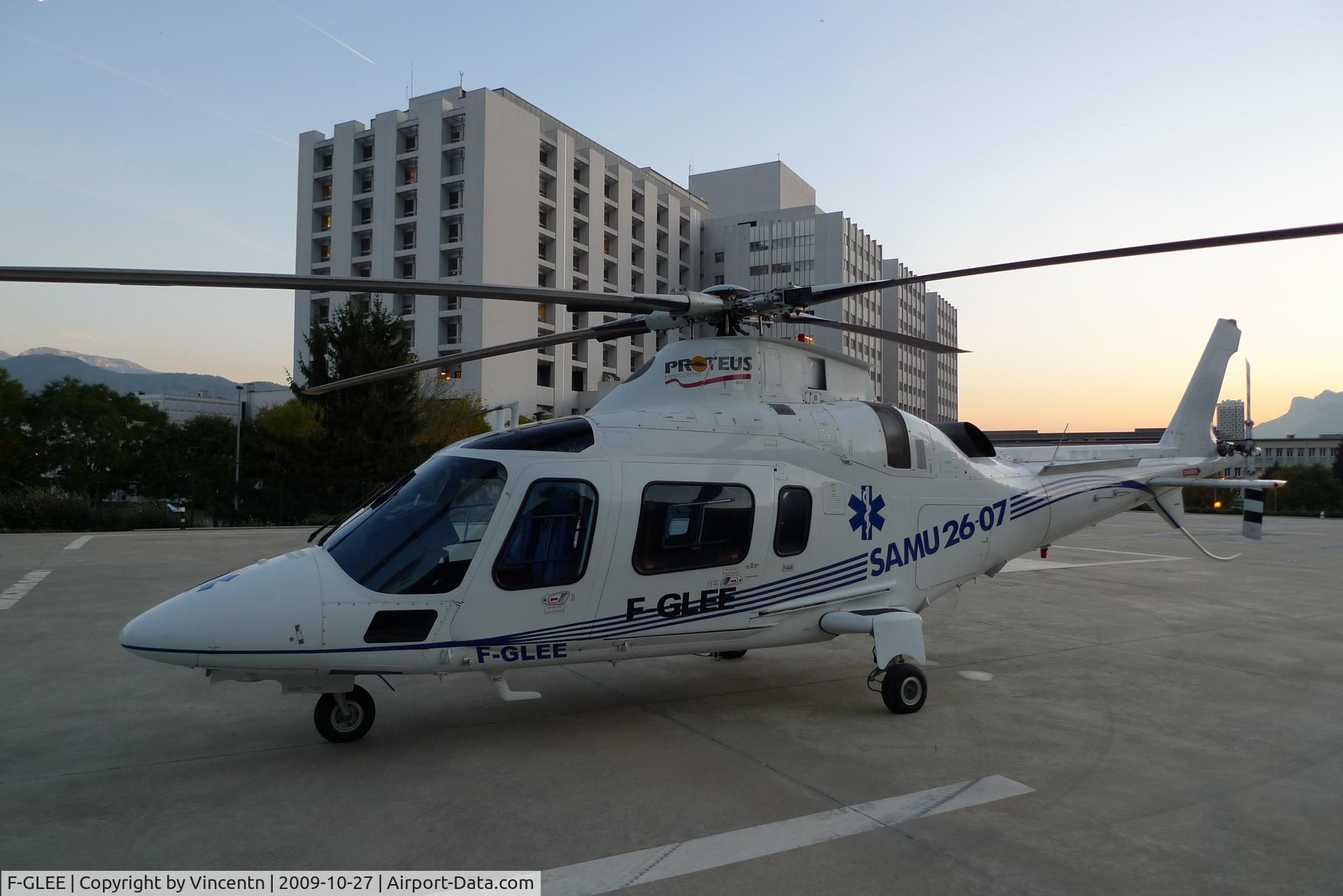 F-GLEE, 2004 Agusta A-109E Power C/N 11603, Grenoble hospital, 2009, Oct 27

Proteus