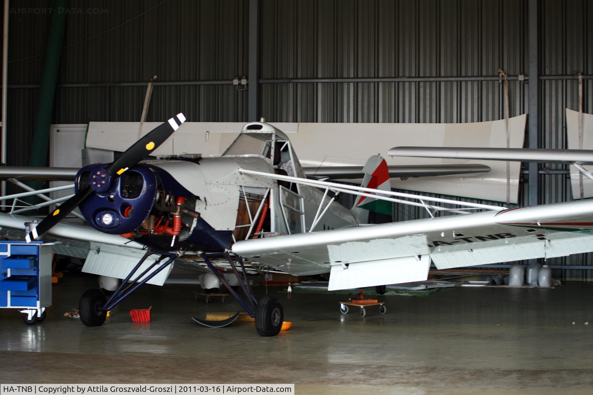HA-TNB, Piper PA 25-235 Pawnee B C/N 25-8056036, Szatymaz Airfield, Hungary