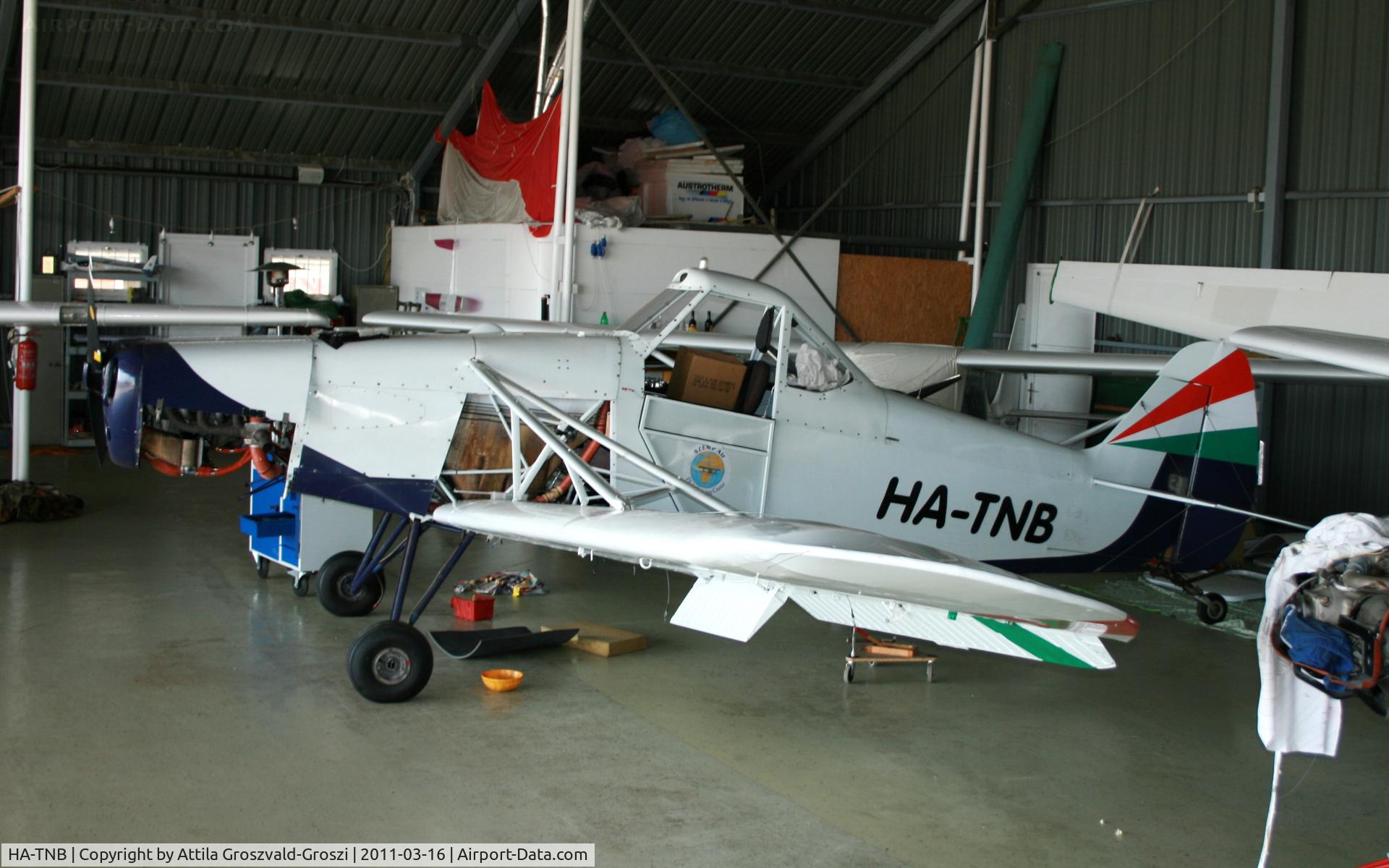 HA-TNB, Piper PA 25-235 Pawnee B C/N 25-8056036, Szatymaz Airfield, Hungary